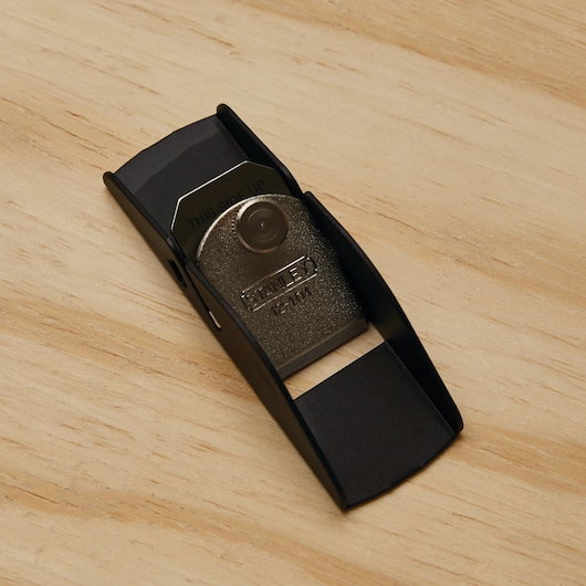 Front knob feature of Small trimming plane.