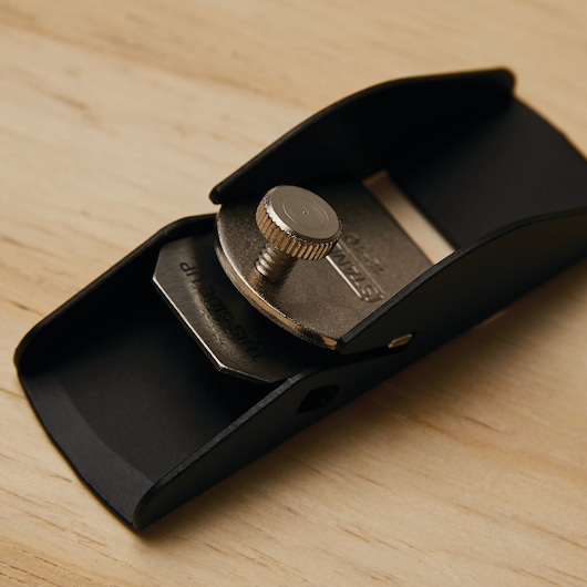 Closeup of Front knob feature of Small trimming plane.