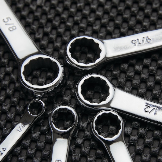 15 degree box end offset for knuckle clearance feature of 6 piece Combination Wrench S A E Set.