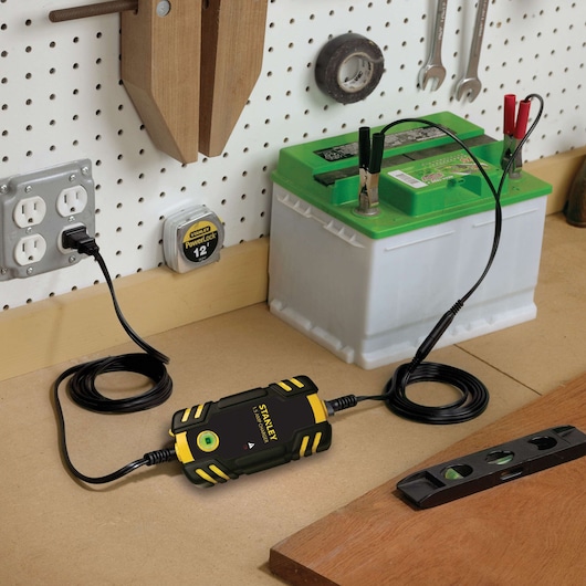 1.5 Amp battery maintainer charging battery.