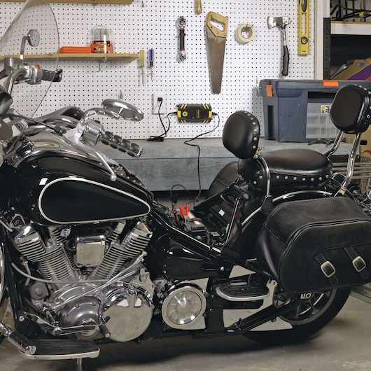 1.5 Amp battery maintainer charging motorbike battery.