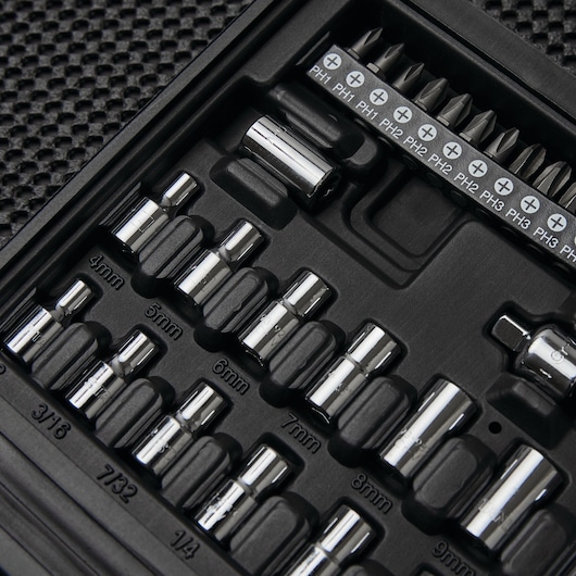 68 pc Mechanic's Tool Set