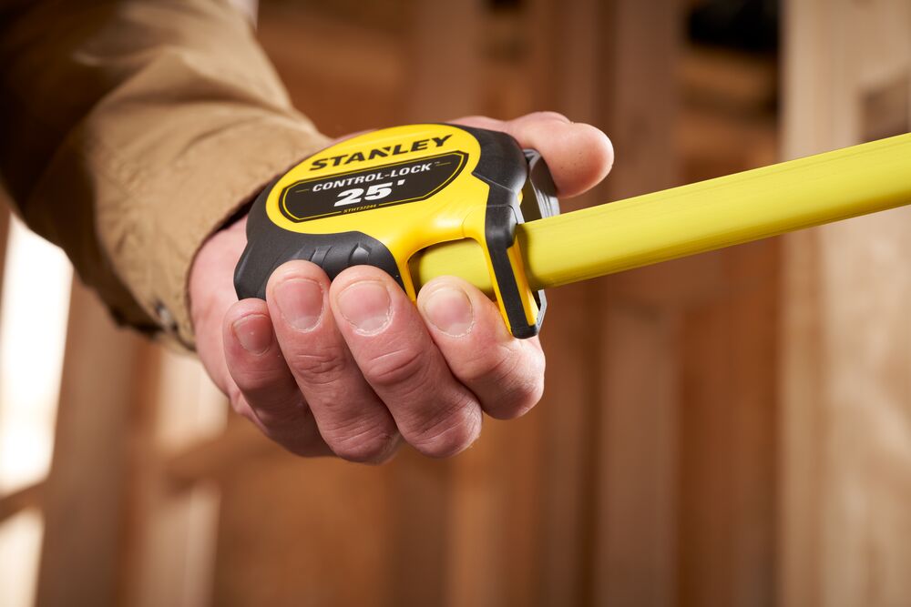 STANLEY Control lock tape measure